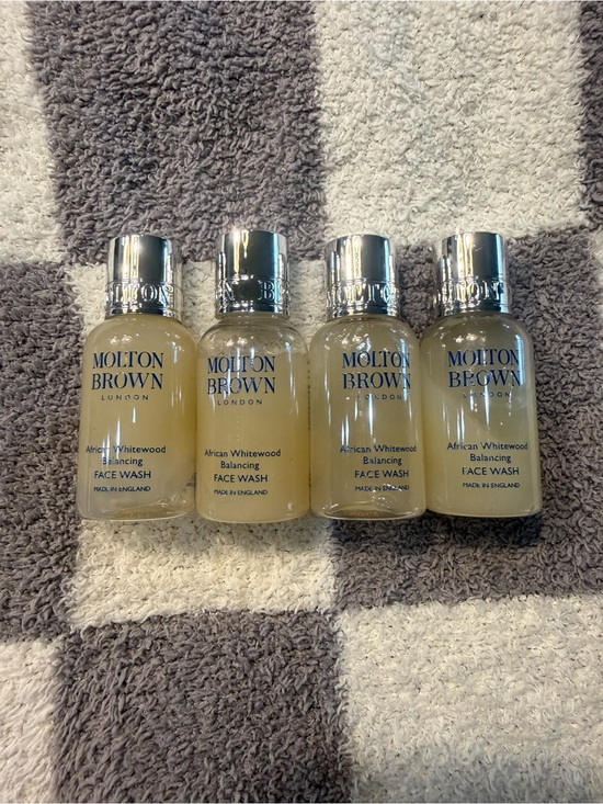 Molton Brown Other - 4x Molton Brown African Whitewood Face Wash Bottles 30 ml NEW